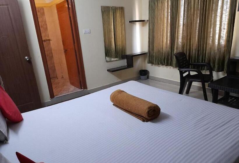 اتاق لوکس, Maruthi Residency Inn L B Nagar