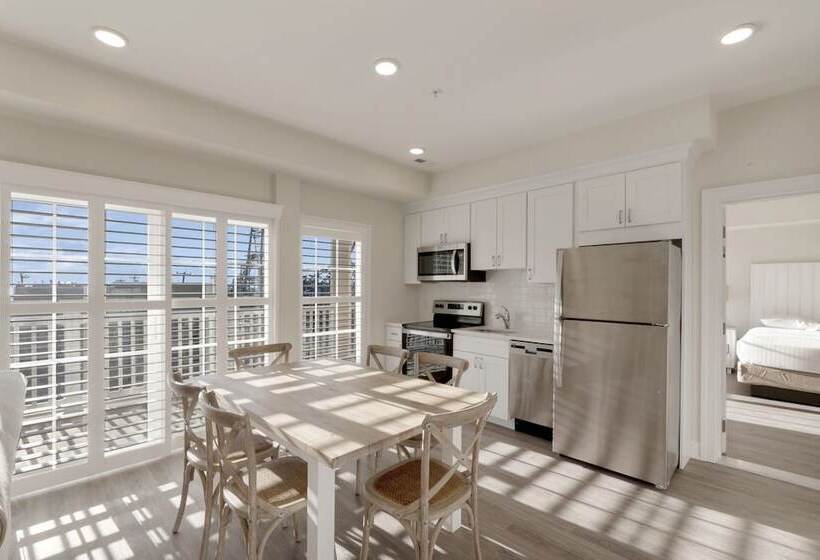 דירת חדר, Impala Suites