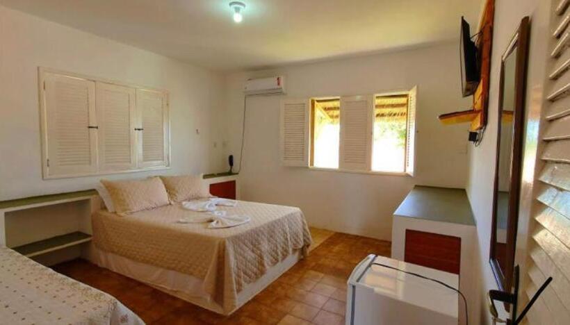 اتاق استاندارد سه نفره, Barra Lounge