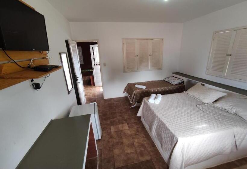 اتاق استاندارد سه نفره, Barra Lounge