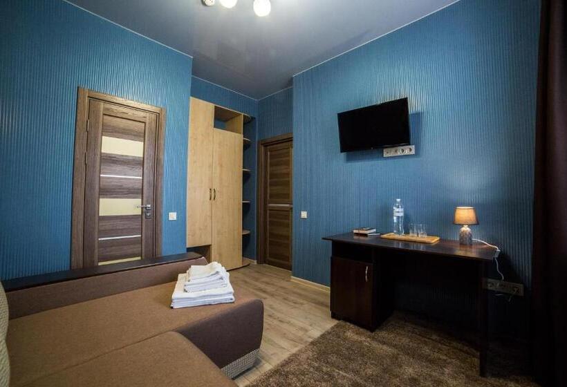 Pokój Standard, Hollywood