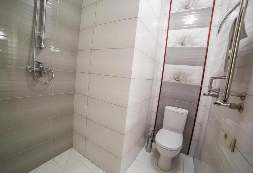 Pokój Klasyczny Czteroosobowy, Hollywood