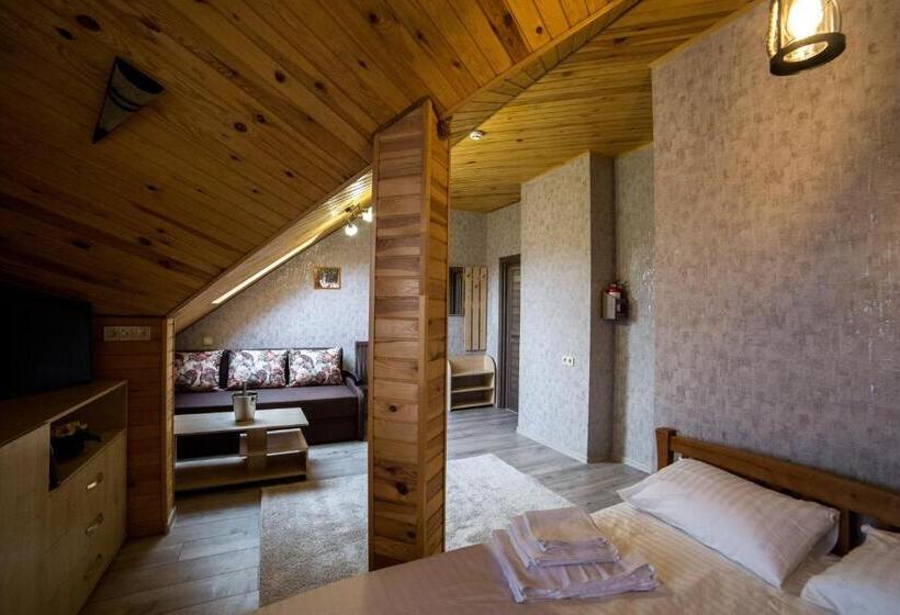 Pokój Czteroosobowy Standard, Hollywood