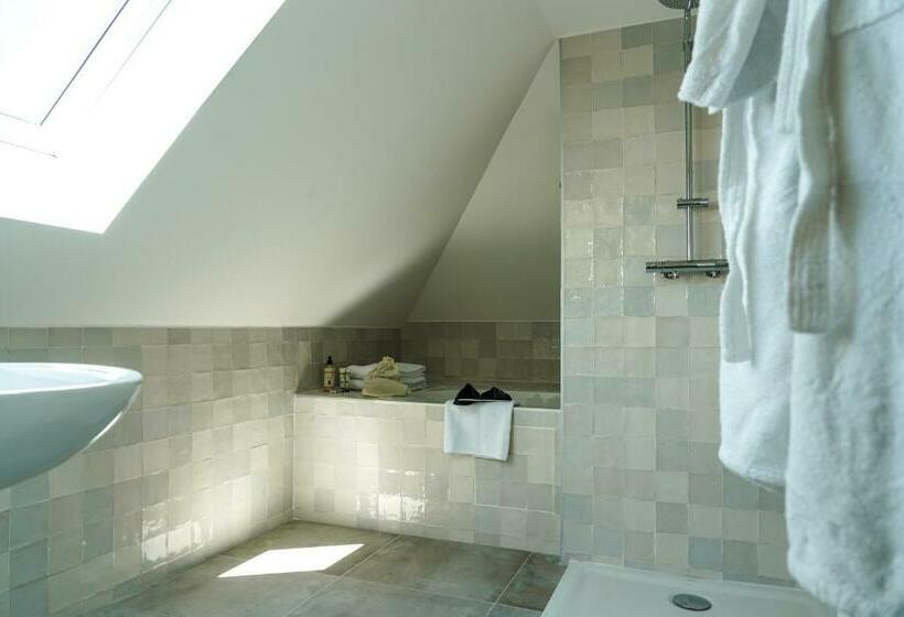 סוויטה משפחתית, Hôtel Le Mouton Bleu