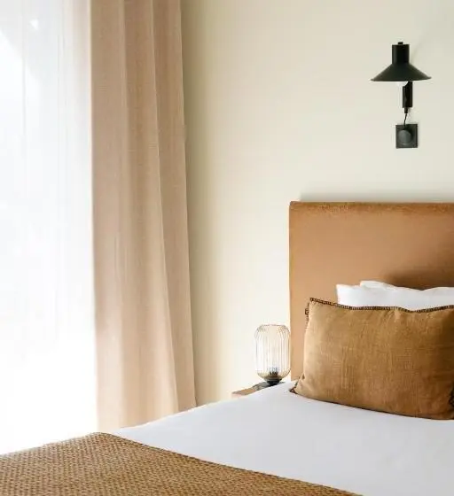 レイクビューデラックスルーム, Hôtel Le Mouton Bleu