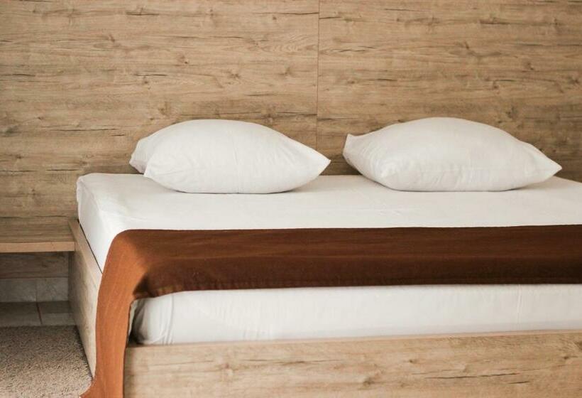 غرفة عائلية, Relax Hotel   Restaurant Complex