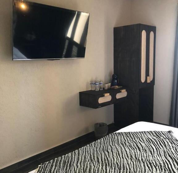 جناح مزود بتراس, Suites Campestres Montebello