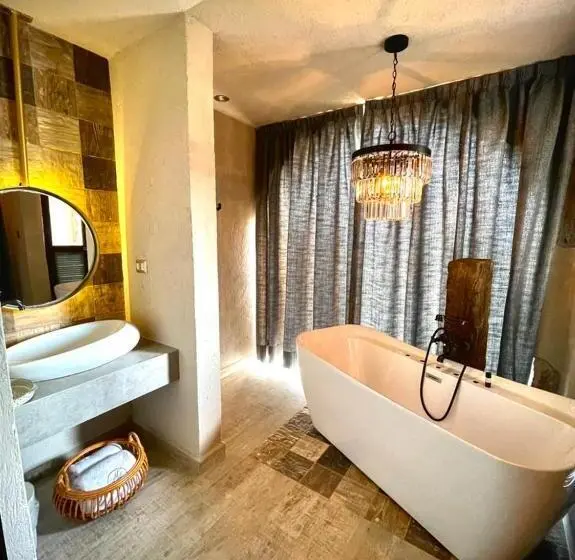 バルコニー付スイート, Suites Campestres Montebello