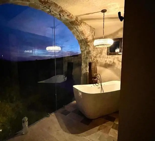 メゾネットスイート, Suites Campestres Montebello