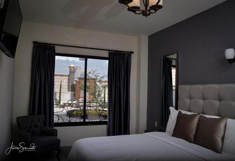 جناح, Suites Campestres Montebello