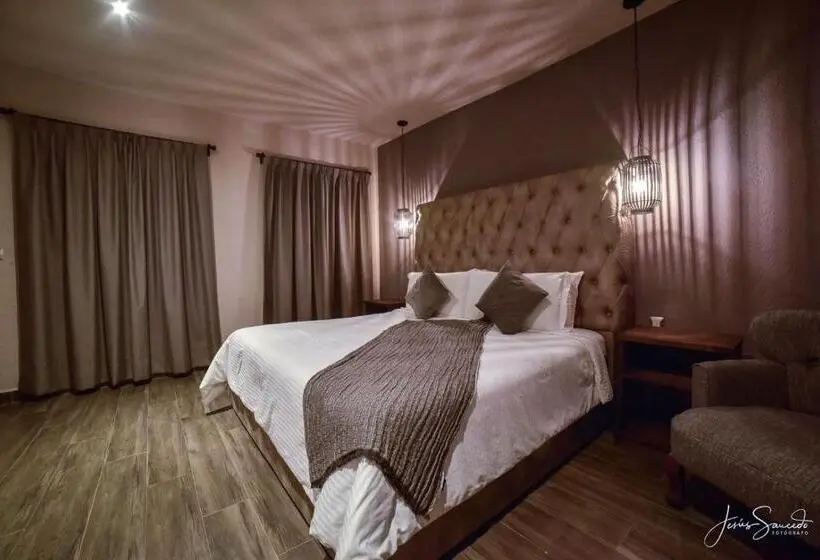 テラス付スイート, Suites Campestres Montebello