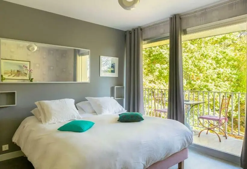 Camera Standard Letto King, La Maison De L Orbière