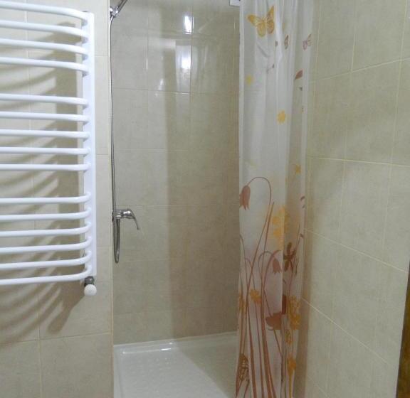 Standard Neljän Hengen Huone Parveke, у павла