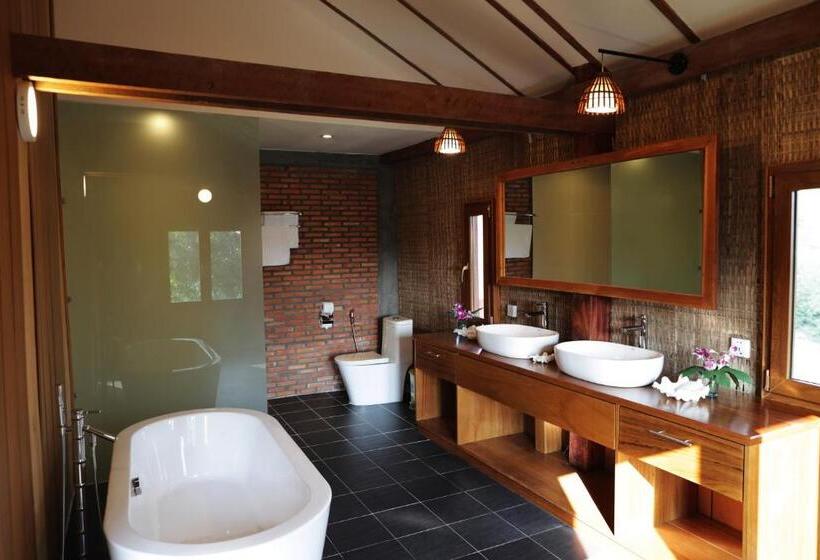 프리미엄 방갈로, Farmhouse Resort & Spa