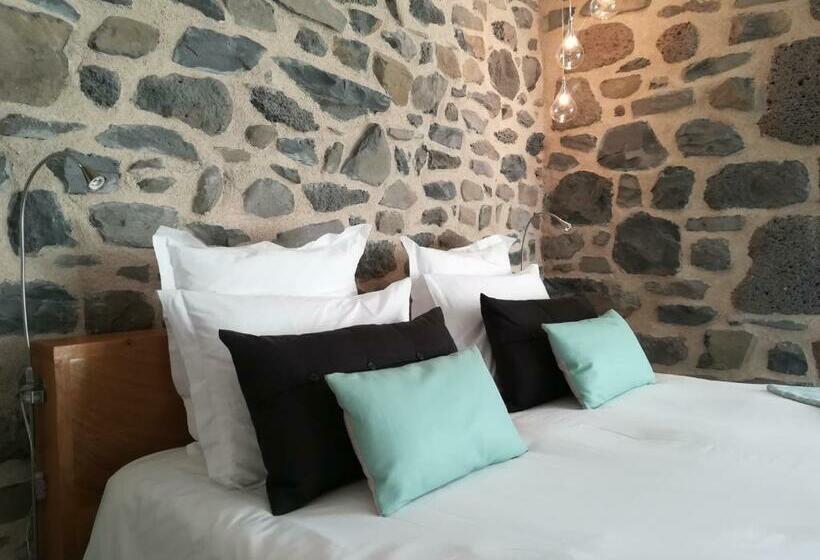 غرفة قياسية سرير كينج, Aux Caprices D'aubrac