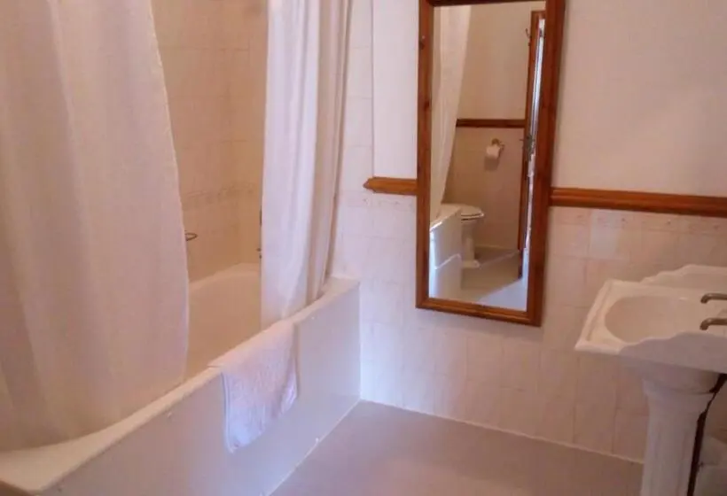 スタンダードルーム, The Londesborough Arms Bar With En Suite Rooms