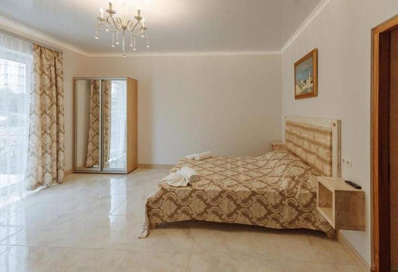 سوییت لوکس, бутик 2017