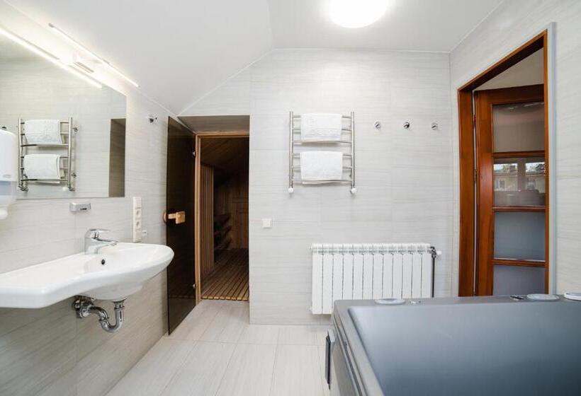 آپارتمان سوپریور 1 خوابه, Antonio