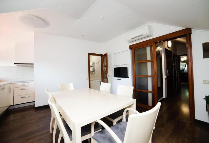 آپارتمان سوپریور 1 خوابه, Antonio