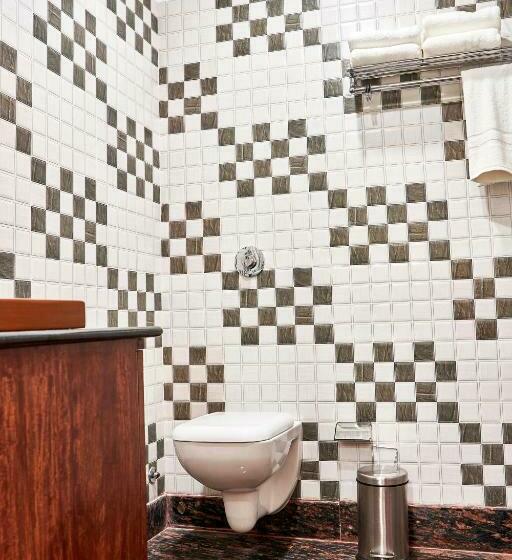 스탠다드 룸 킹사이즈 침대, Bangabhumi