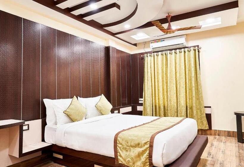 스탠다드 룸 킹사이즈 침대, Bangabhumi