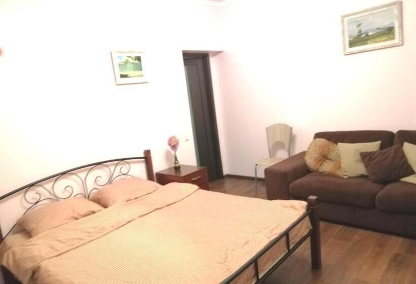 اتاق اکونومی, гостьовий будинок осокорки