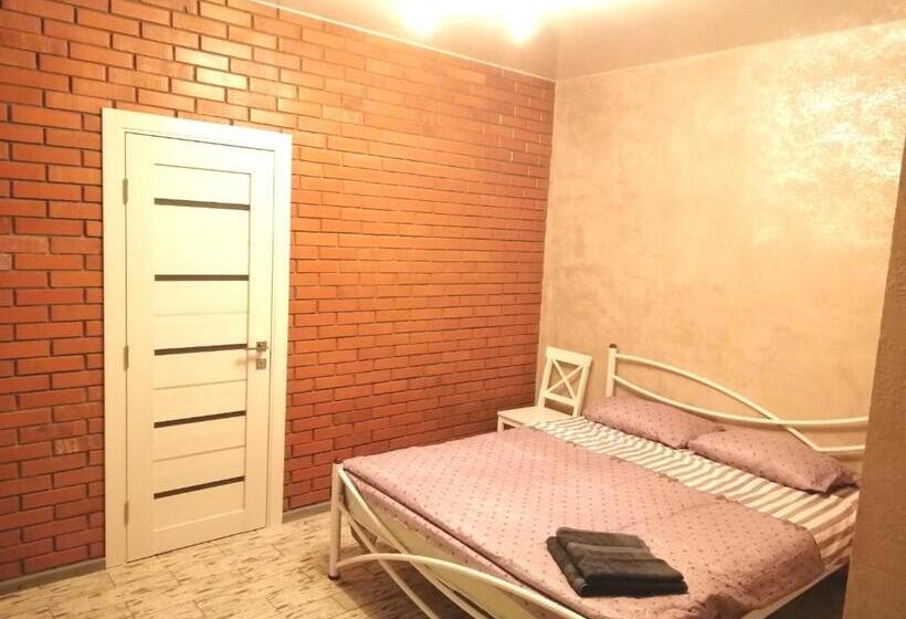 استودیوی استاندارد, гостьовий будинок осокорки