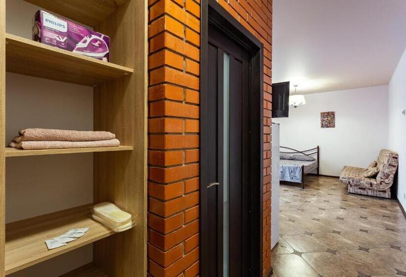 استودیوی استاندارد, гостьовий будинок осокорки