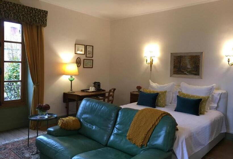 ガーデンビュースタンダードルーム, La Grenouille Noire