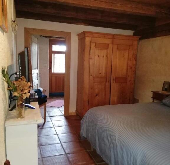 标准房带园景, Le Nid De Cigognes