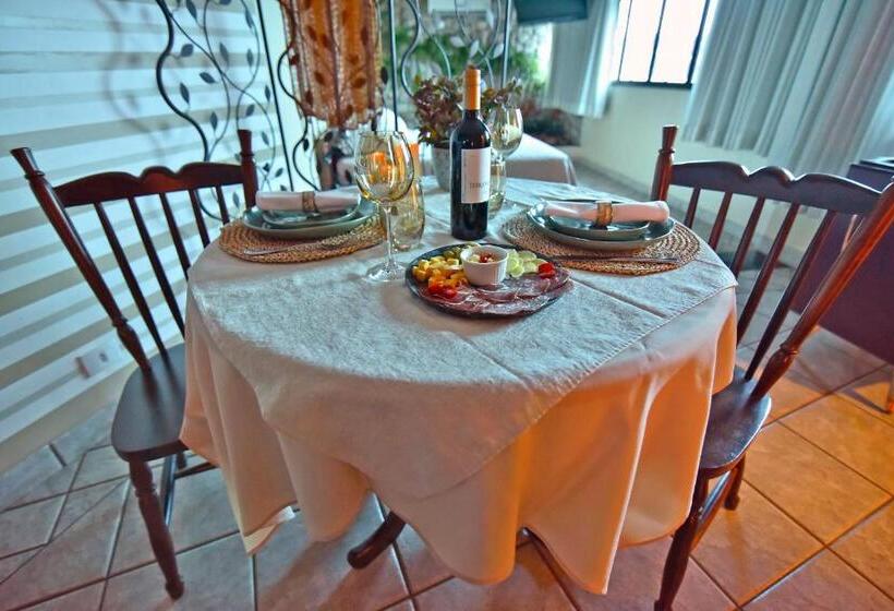 수피리어 스위트, Don Antonio