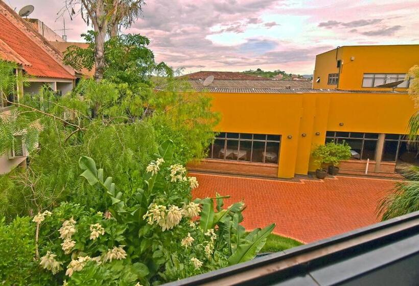 장애인을 위한 스탠다드 룸, Don Antonio