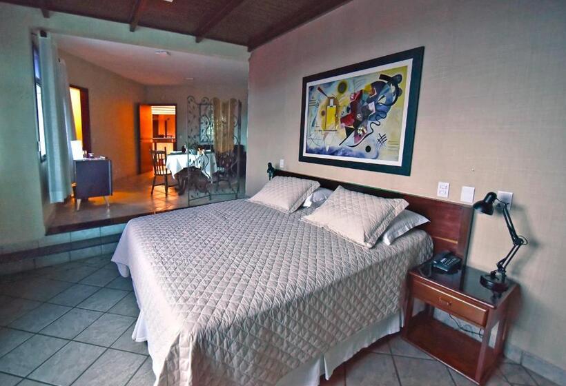 수피리어 스위트, Don Antonio