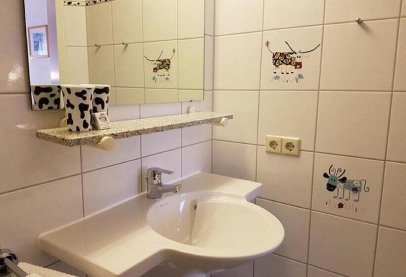 اتاق استاندارد یک نفره, Gasthof Pension Walther