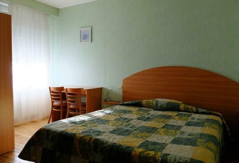 스탠다드 룸, La Renaissance