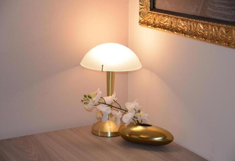 חדר סטנדרט מותאם לאדם עם מוגבלויות, Resort Erich