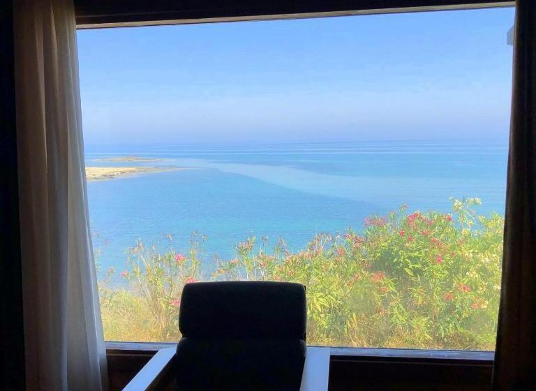 בקתה סטנדרטית, Zambak Holiday Village