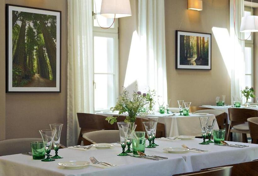 Люкс, Zámek Ratměřice Hotel & Resort