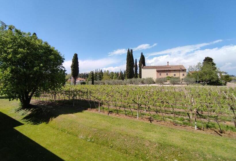 اتاق اکونومی, Agriturismo La Vigna