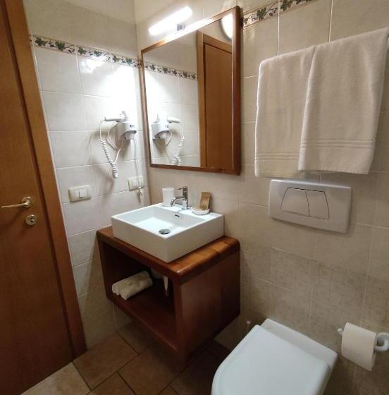 اتاق استاندارد با بالکن, Agriturismo La Vigna