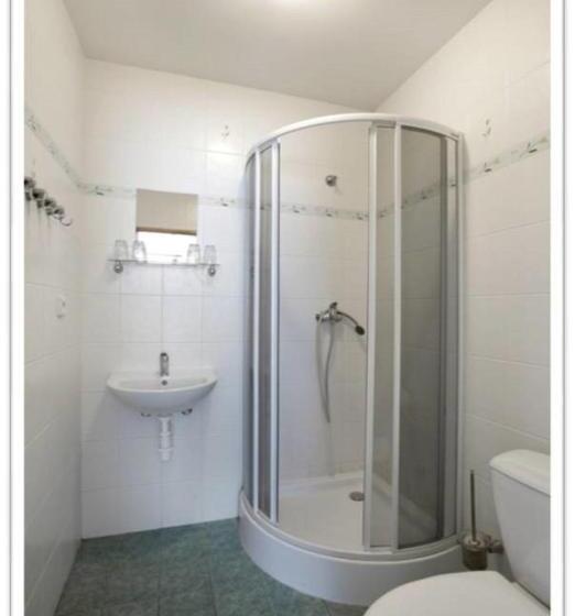 3-Bett-Standardzimmer, Sirákov