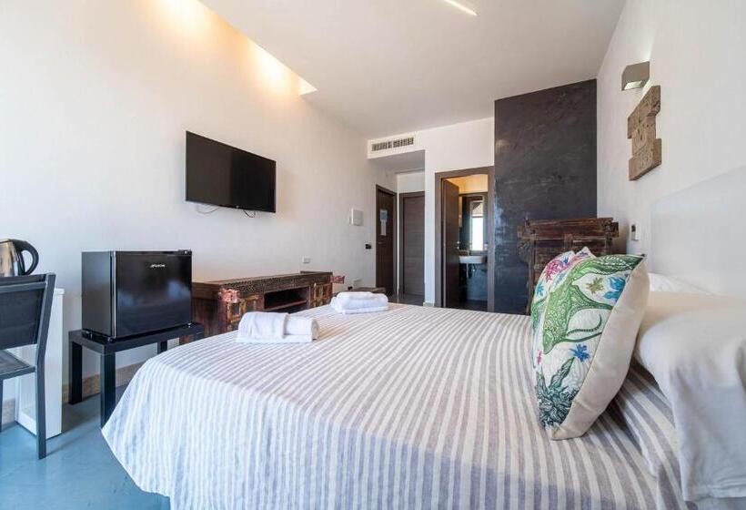 חדר דלוקס עם מרפסת נוף לים, Casa Nori