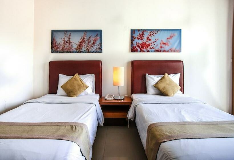 Номер Deluxe, B2 Premier Hotel & Resort