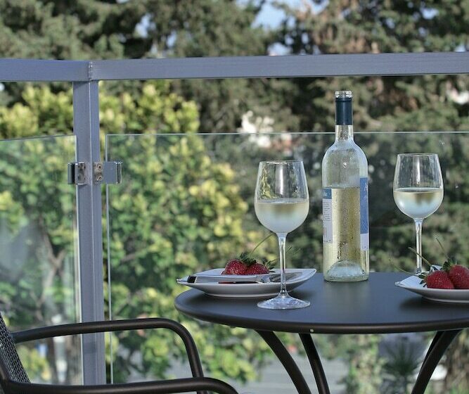 Студия Deluxe, Anemi Hotel & Suites