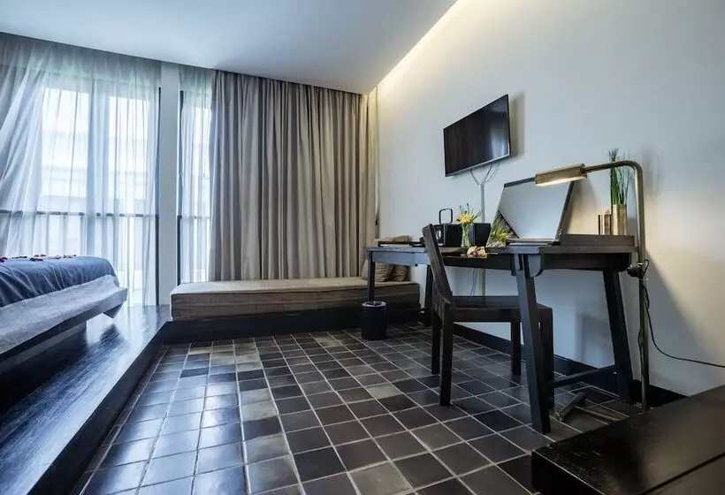 اتاق لوکس, Aruntara Riverside Boutique Hotel  Sha Extra Plus