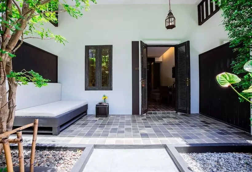 اتاق لوکس, Aruntara Riverside Boutique Hotel  Sha Extra Plus
