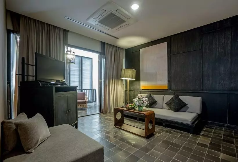 سوییت, Aruntara Riverside Boutique Hotel  Sha Extra Plus