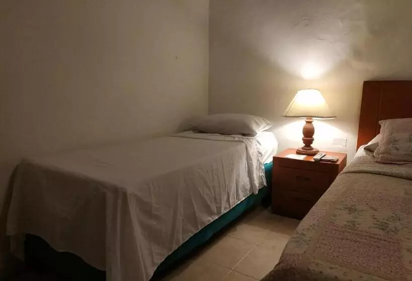 اتاق سوپریور سه تخته, Casa India Catalina