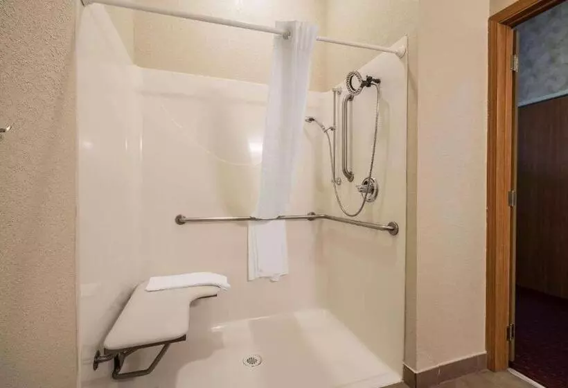 اتاق استاندارد برای معلولان, Comfort Inn & Suites