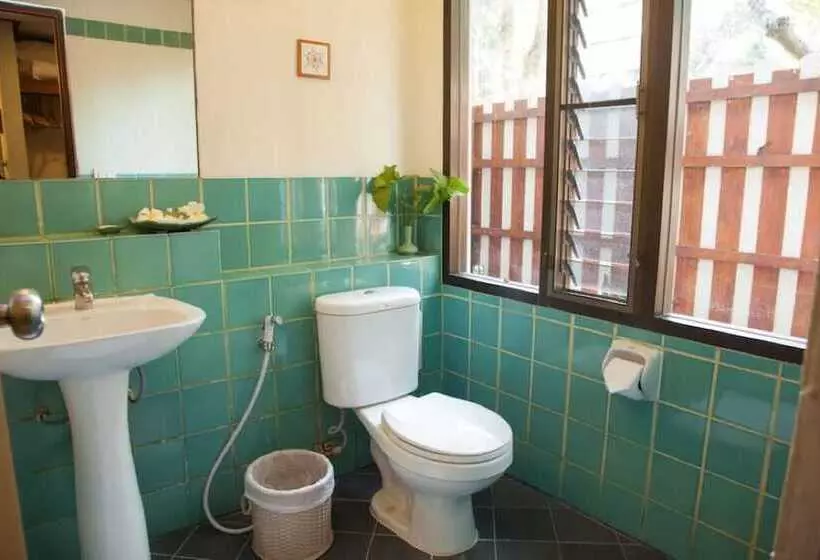 اتاق لوکس, Comsaed River Kwai Resort